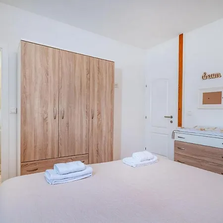 Private With Private Heated Pool In Cote D'azur Mentona